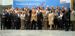 Gruppenbild der Grundsatzprogramm-Kommission